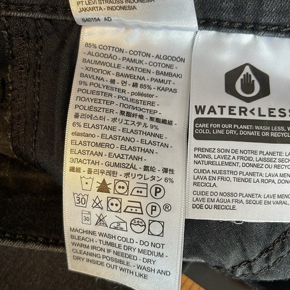 Levi's Black Skinny Jeans for Women - Picture 9 of 13